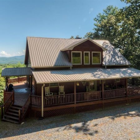 Pinecrest Lodge - Views In Aska Adventure Area 블루리지 외부 사진